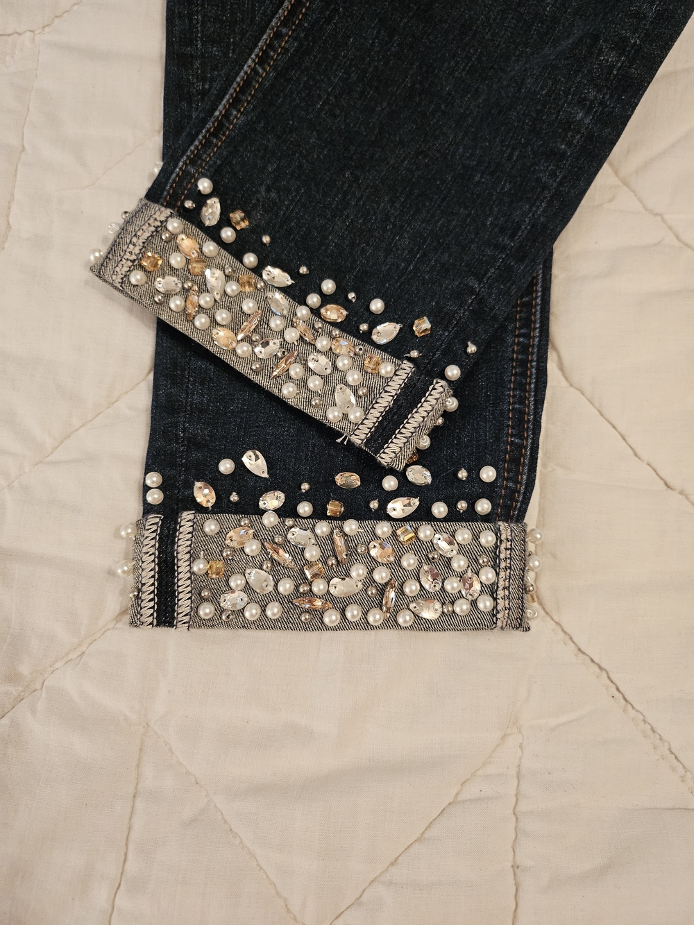 Miss Me -Ankle Skinny Jeans w/ Rhinestones & Beads Accents- Size 31 - Picture 8 of 9